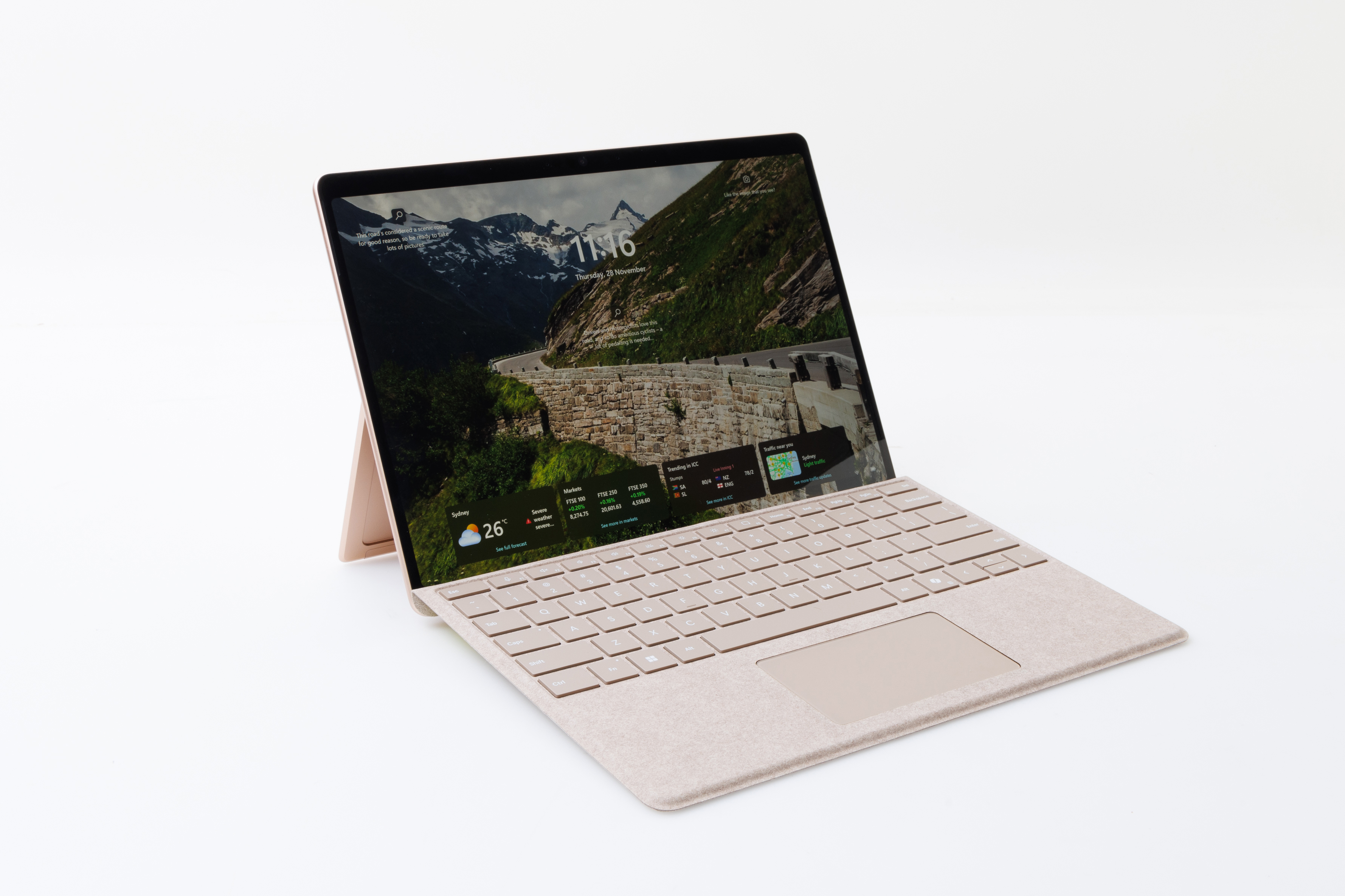 その他ノートPC本体 Microsoft Surface Pro Model 2076 Microsoft Surface Pro 11th Edition (2076) - Laptops — Consumer NZ